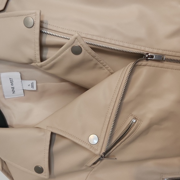 NWT.  Nine West jacket. Small. Beige. - Picture 4 of 6